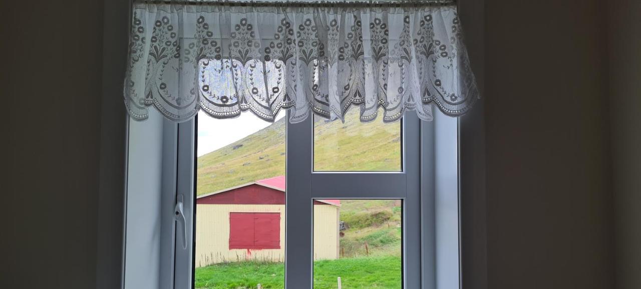 Guesthouse Stekkatun Skálafell Exterior foto